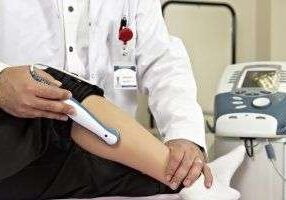 Ultrasound device on patient's leg